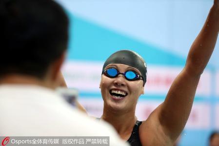 全国游泳冠军赛:傅园慧破女子100米仰泳全国纪