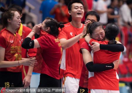 高清:全运女排3、4名决赛 北京3-0胜辽宁摘铜