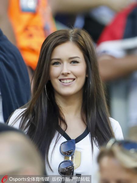 高清:2018年俄罗斯世界杯太太团巡礼之德国